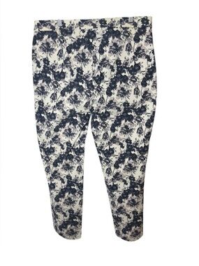 Rafaella Cream Pants with Navy Floral Pattern. Size 16. Pull On Style. Comfort.